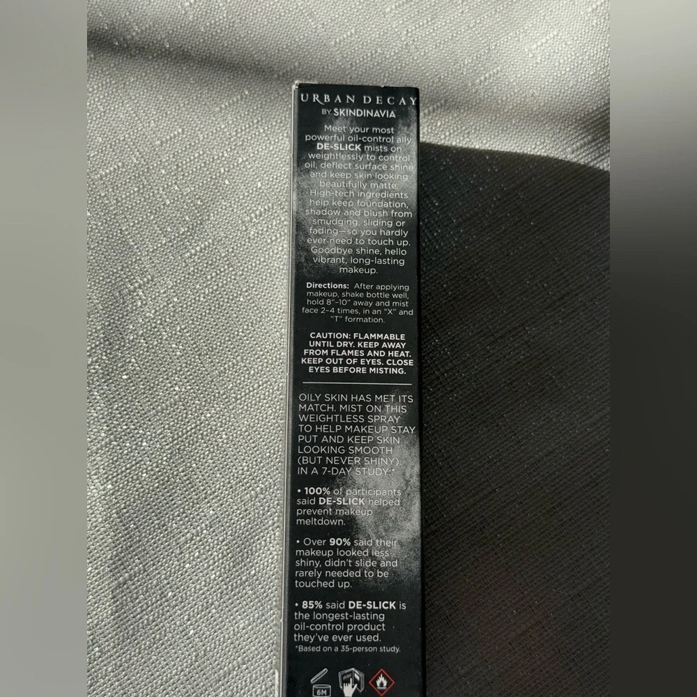 Urban Decay De-Slick Oil Control Setting Spray 30 mL / 1.0 oz (travel size)